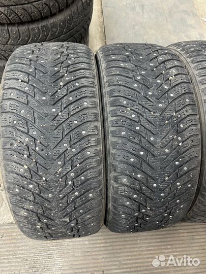 Nokian Tyres Hakkapeliitta 8 225/50 R17 98T