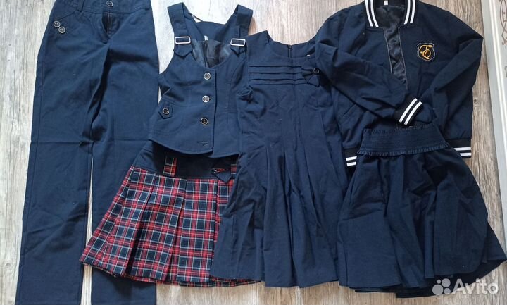 Школьная форма на девочку 1-4 класс