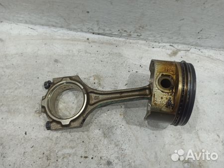 Поршень с шатуном Лексус