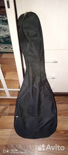 Акустическая гитара