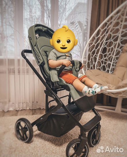 Коляска прогулочная