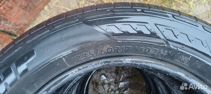 Hankook Dynapro HPX 235/60 R17 102H