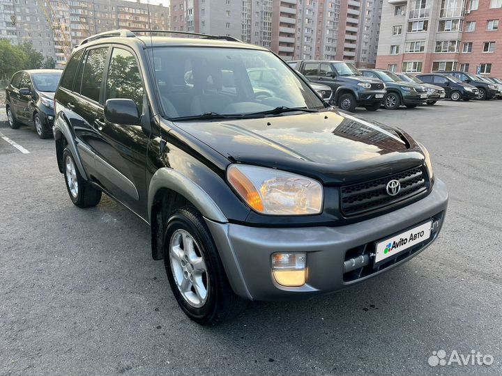 Toyota RAV4 2.0 AT, 2001, 230 000 км