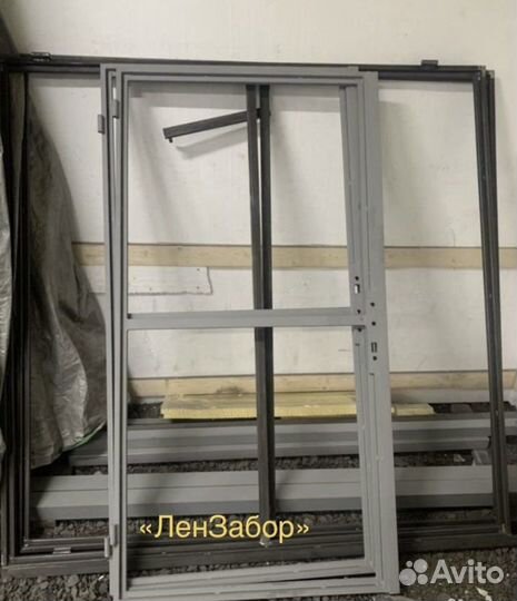 Калитка с замком/Ворота распашные 4 m