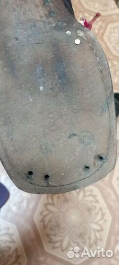 Лыжные ботинки с креплением