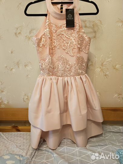 Платье праздничное женское 44 46