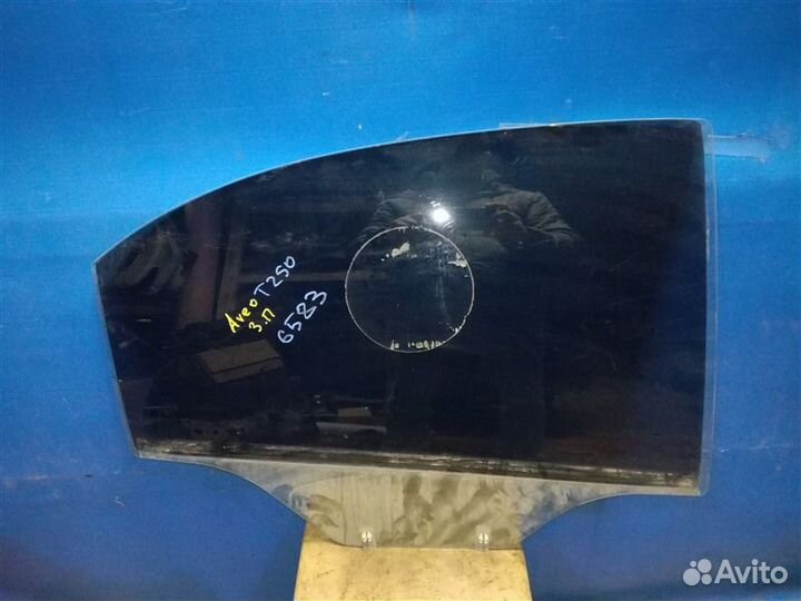 Стекло двери заднее правое Chevrolet Aveo 1 T250