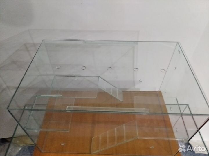 Клетка для грызунов стеклянная (новая)