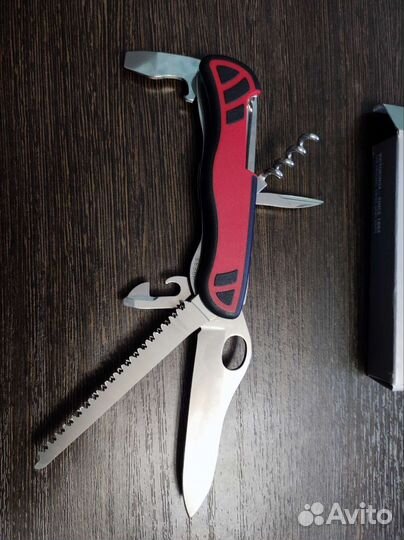 Victorinox Forester One Hand (0.8361.MC)
