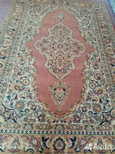 Ковер шерстяной