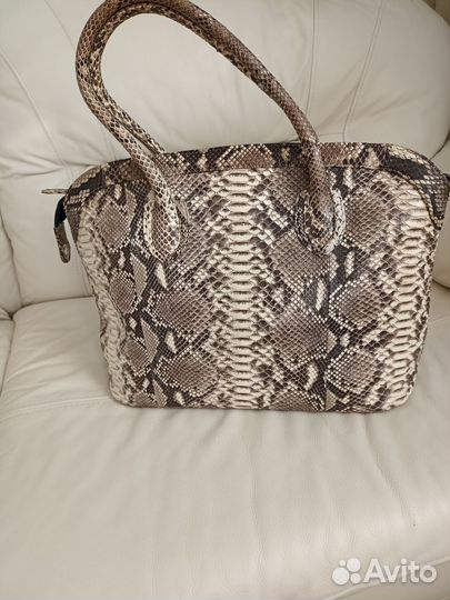 Сумка из кожи питона италия