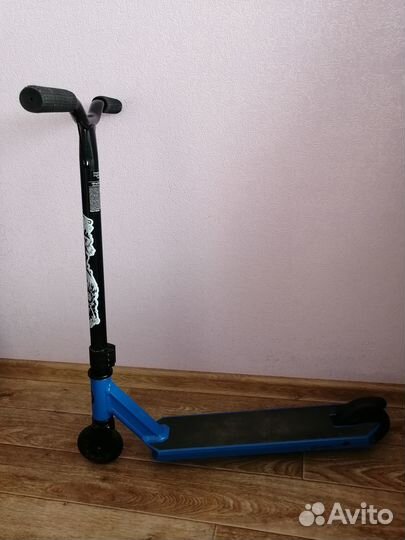 Трюковой самокат