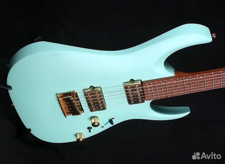 Электрогитара Ibanez + Аксессуары