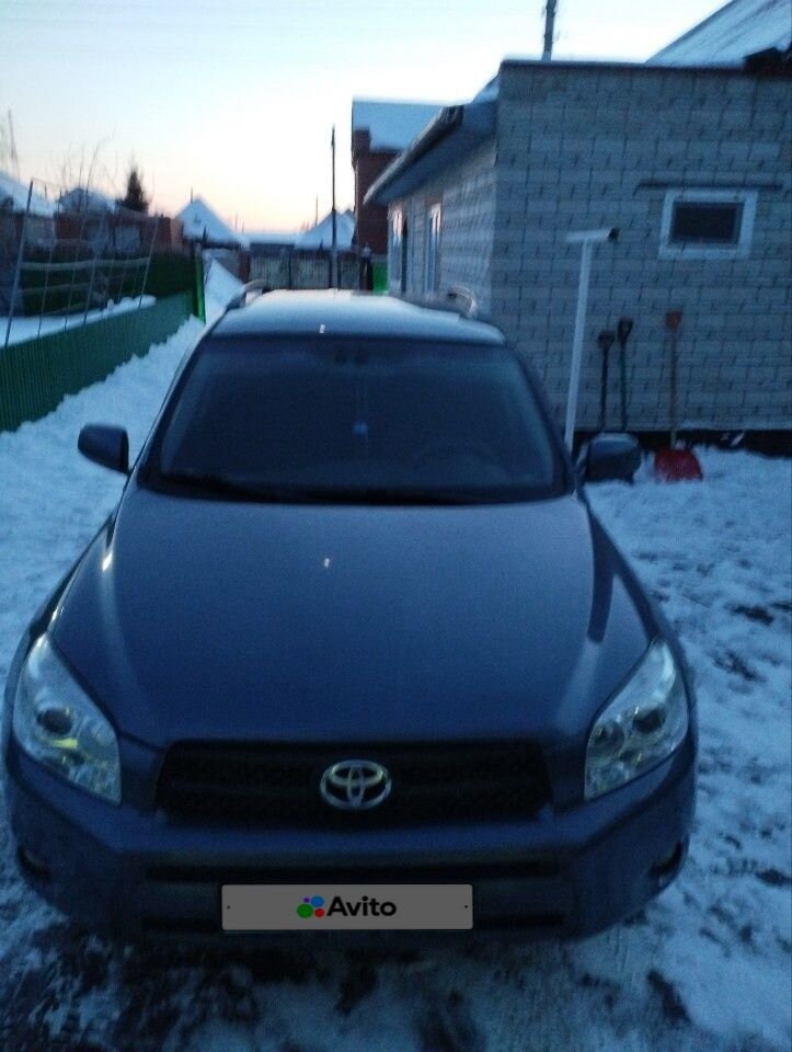 Toyota RAV4: фото владельца