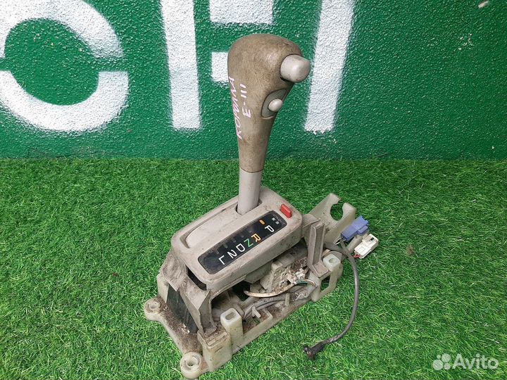 Селектор АКПП на Toyota Corolla 8