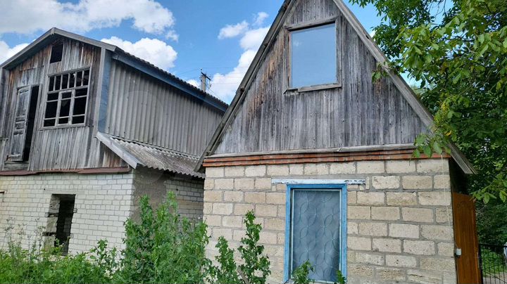 Дача 16 м² на участке 6 сот.