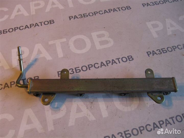Рейка топливная (рампа) Nissan Primera P12 хэтчбек