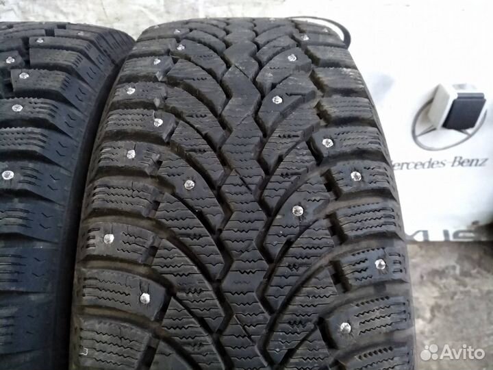 Pirelli Formula Ice 215/50 R17 95T