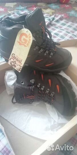 Трекинговые ботинки