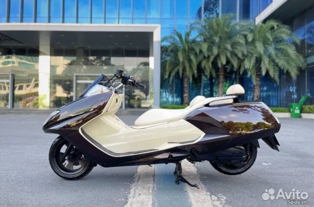 Yamaha Maxam