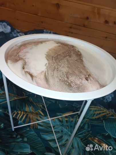 Журнальный столик