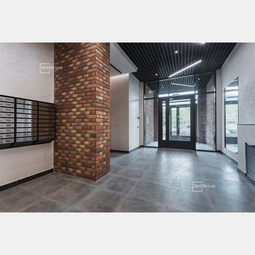 2-к. квартира, 75,7 м², 2/10 эт.