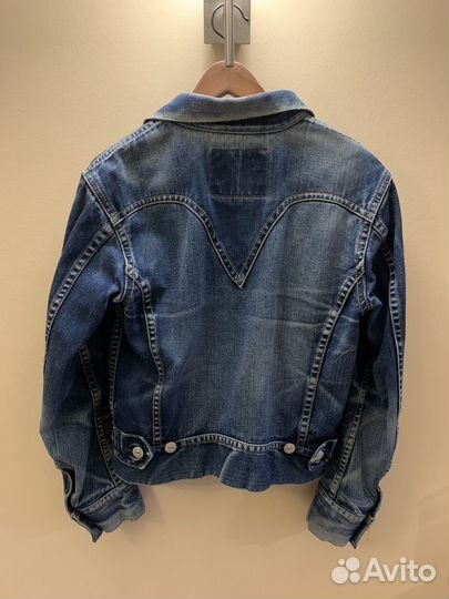 Джинсовая куртка levis M