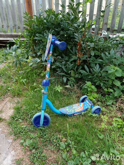 Самокат детский трехколесный