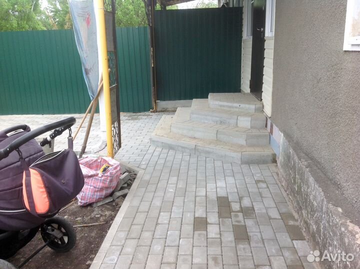 Укладка тротуарной плитки