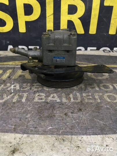 Насос гидроуселителя руля Nissan Primera P12