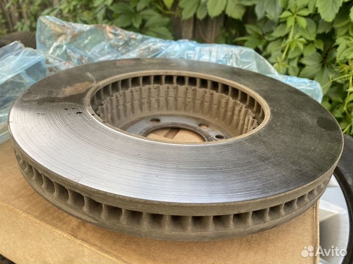 Передний тормозной диск Defender Передний