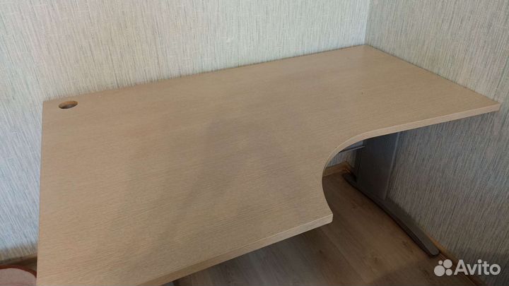 Письменный компьютерный стол угловой Berlin