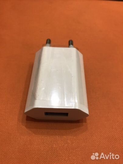 Зарядка на iPhone