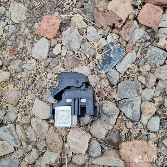 Кнопка стеклоподъемника Byd F3 2008