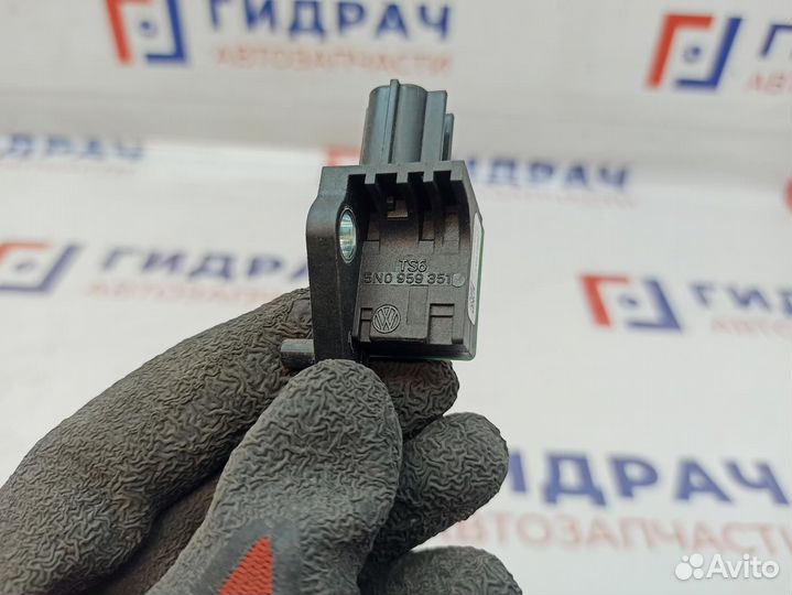 Датчик AIR BAG Volkswagen Passat B6 5N0959351