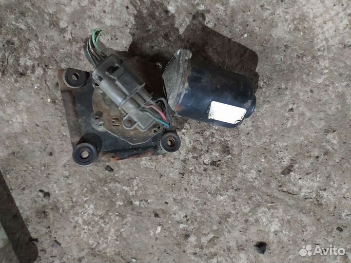 Моторчик дворников Ниссан Примера Р11