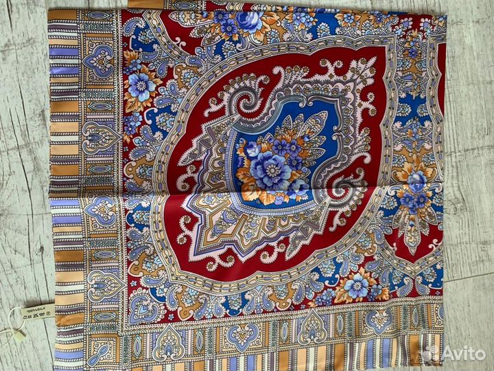 Шелковый платок