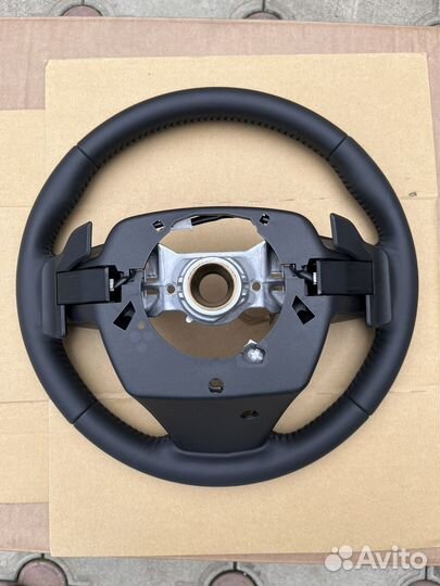 Рулевое колесо Toyota Camry V70,75 с лепестками