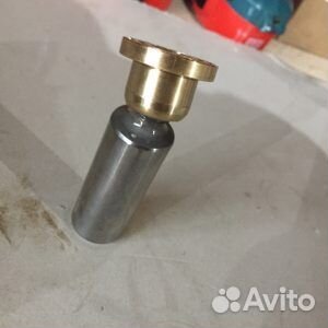 Поршень с шатуном Гидромотор поворота М5Х250