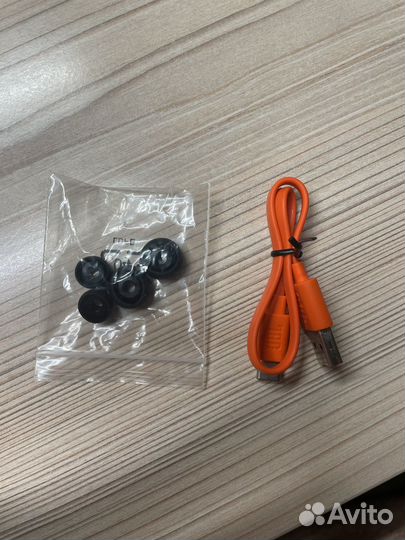 Беспроводные наушники jbl tune 115 tws