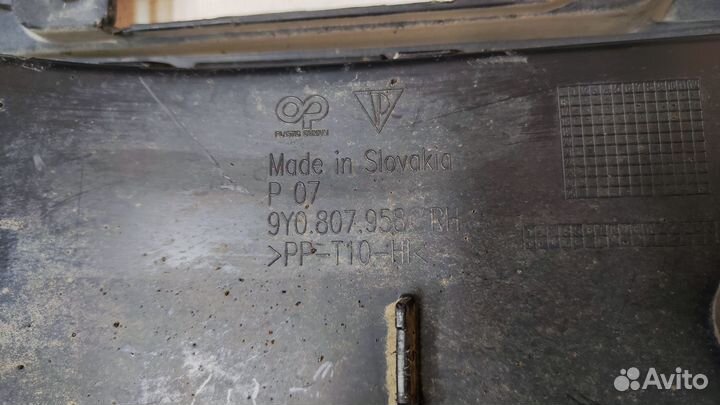 Воздуховод бампера Porsche Cayenne 2017-2023 год