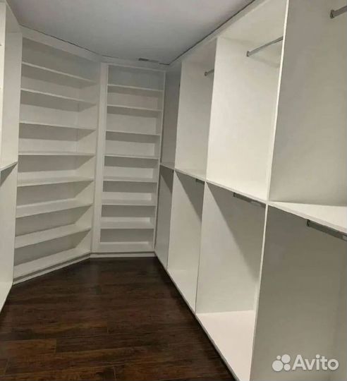 Угловая Гардеробная