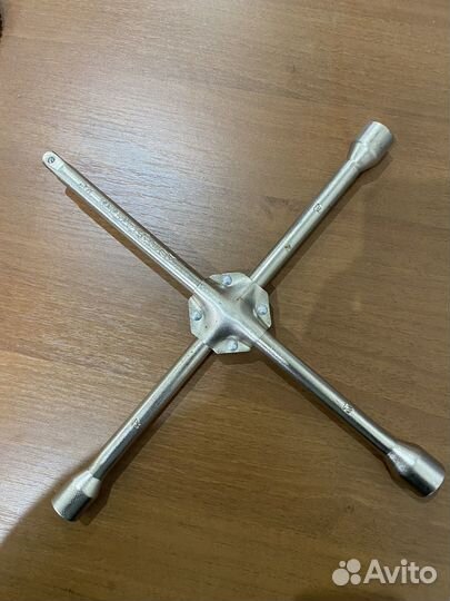 Ключ балонный (усиленный)