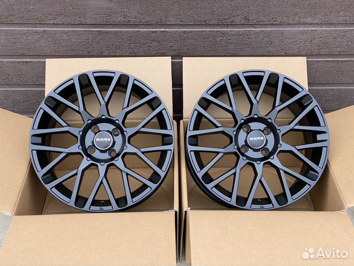 Momo MAtt Black 7,5x17/4x100