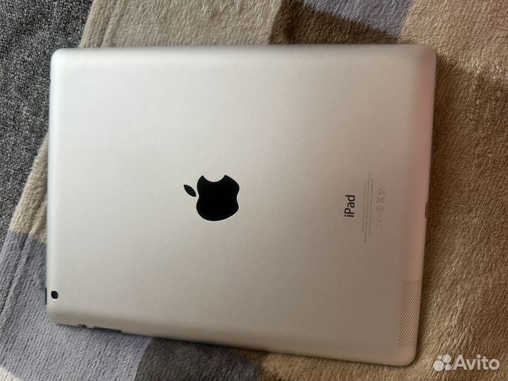 iPad 4 в идеальном состоянии