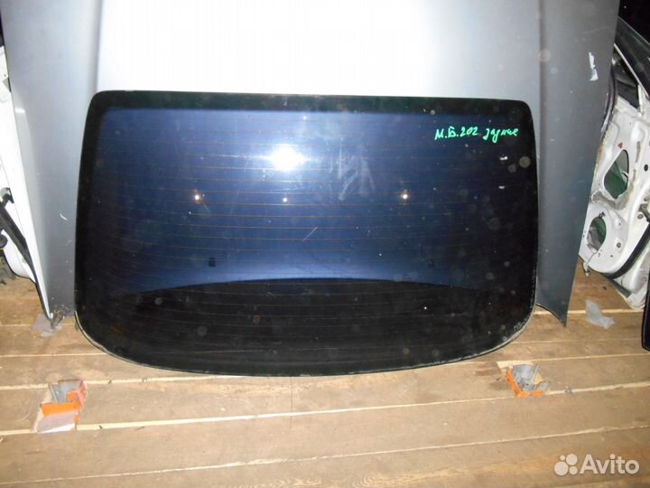 Заднее стекло Mercedes Benz W202 Мерседес Бенц 202