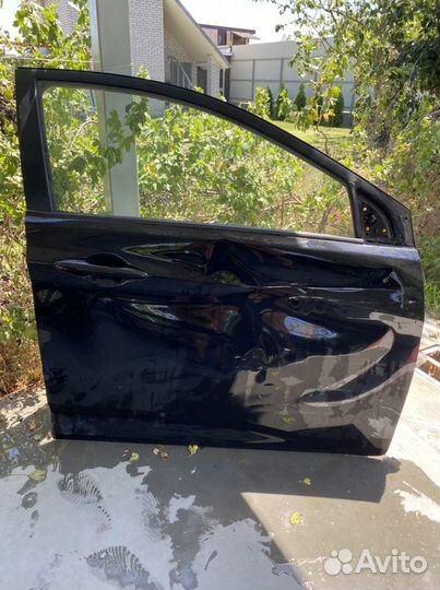 Дверь передняя правая на Хендай Солярис