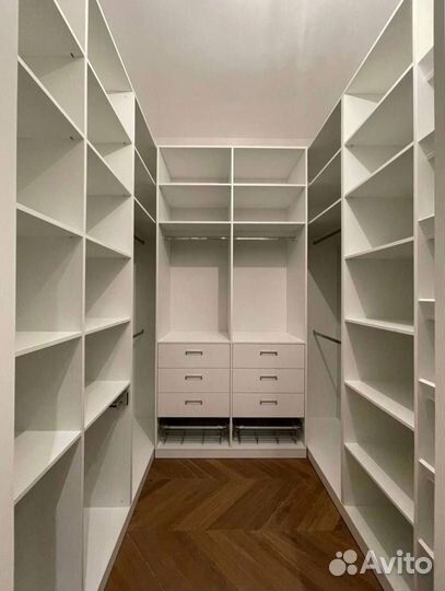 Гардеробная 4 х дверная