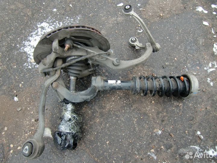 Поворотный кулак BMW X5 E70 X6 E71