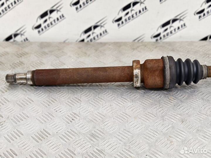 Привод передний правый Ford Focus 3 1.6 pnda 2012